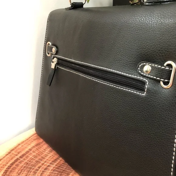 Structured Handbag - Classic Style - Picture 2 of 6